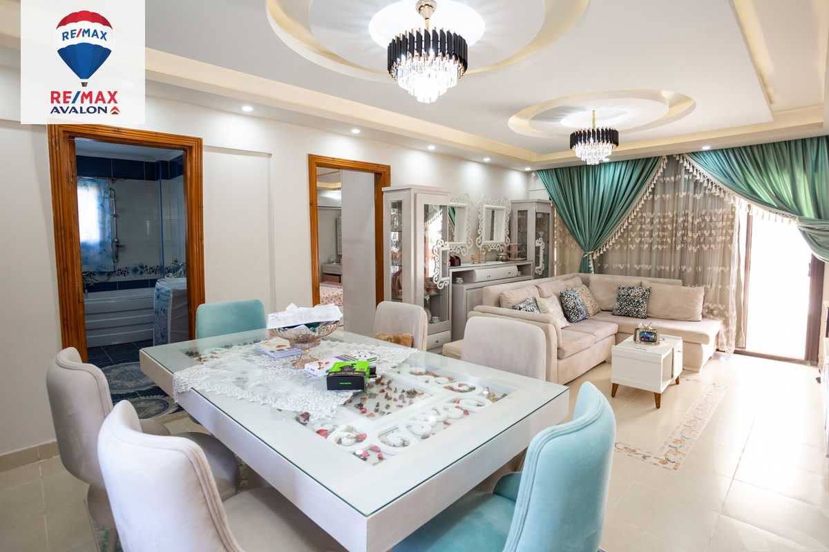 https://aqarmap.com.eg/en/listing/4858061-for-sale-alexandria-tryq-lqhr-brj-l-rb-lshrwy