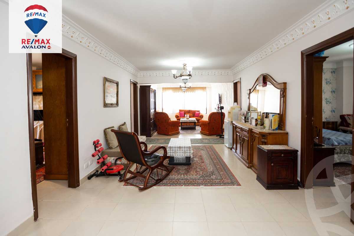 https://aqarmap.com.eg/en/listing/4858061-for-sale-alexandria-tryq-lqhr-brj-l-rb-lshrwy