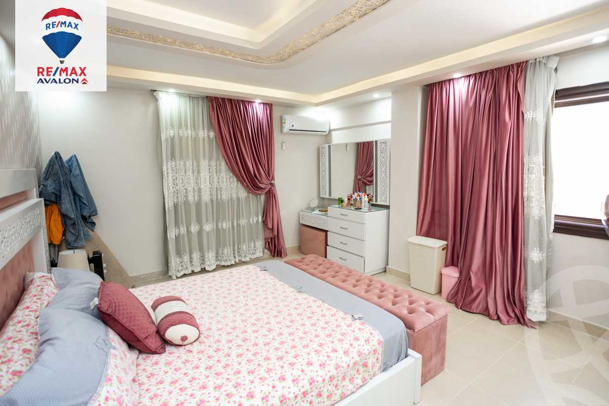 https://aqarmap.com.eg/en/listing/4858061-for-sale-alexandria-tryq-lqhr-brj-l-rb-lshrwy