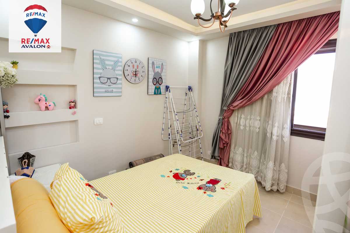 https://aqarmap.com.eg/en/listing/4858061-for-sale-alexandria-tryq-lqhr-brj-l-rb-lshrwy