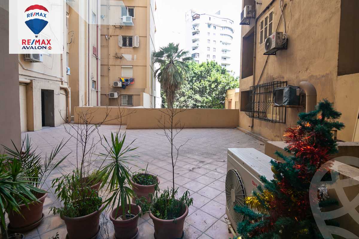 https://aqarmap.com.eg/en/listing/4882595-for-rent-alexandria-kafr-abdo-abou-rafea-st