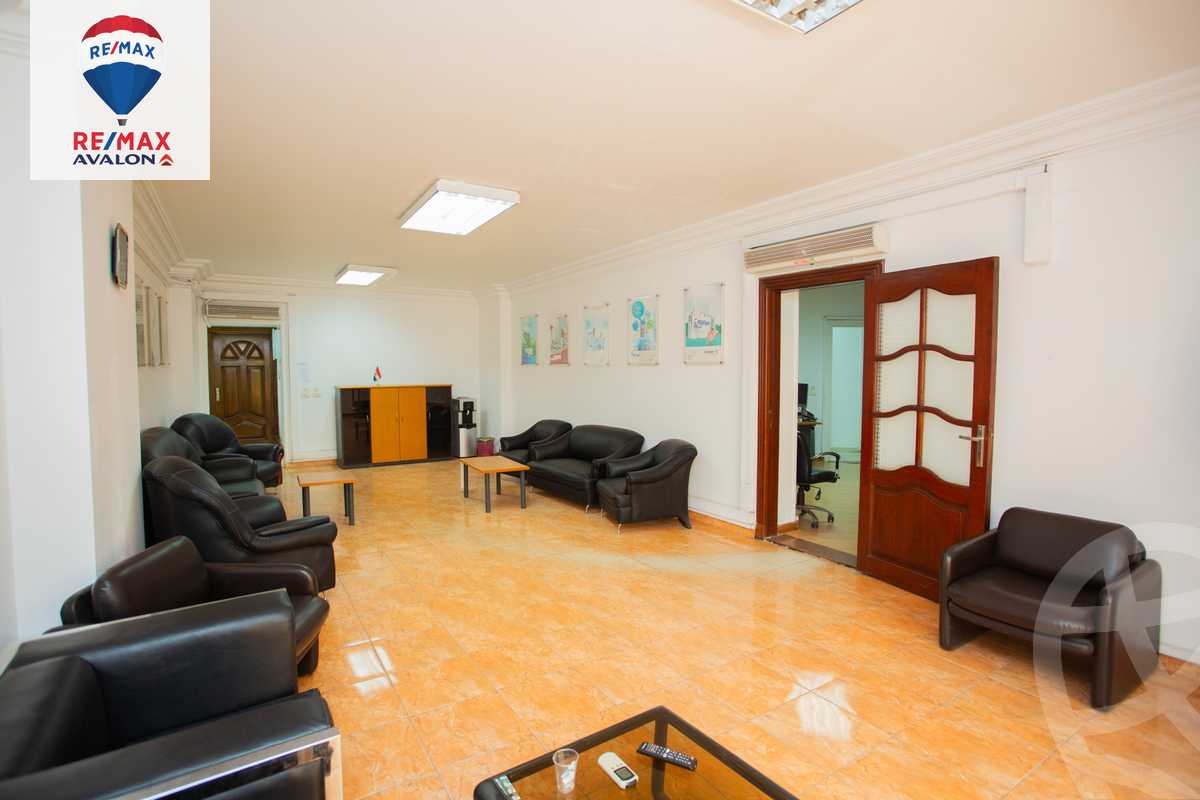 https://aqarmap.com.eg/ar/listing/4953716-for-sale-alexandria-smouha-dr-yehya-al-moshet-st