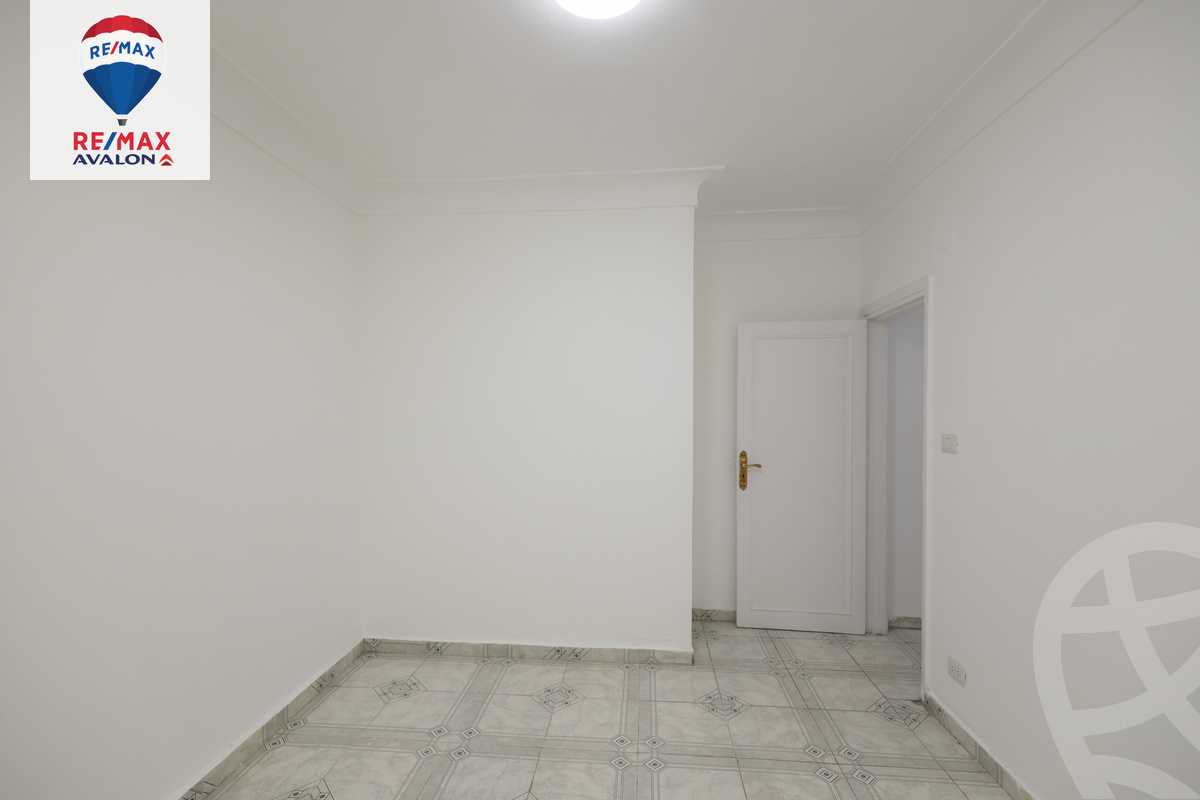 https://aqarmap.com.eg/en/listing/4966400-for-sale-alexandria-sydy-bshr-tryq-ljysh