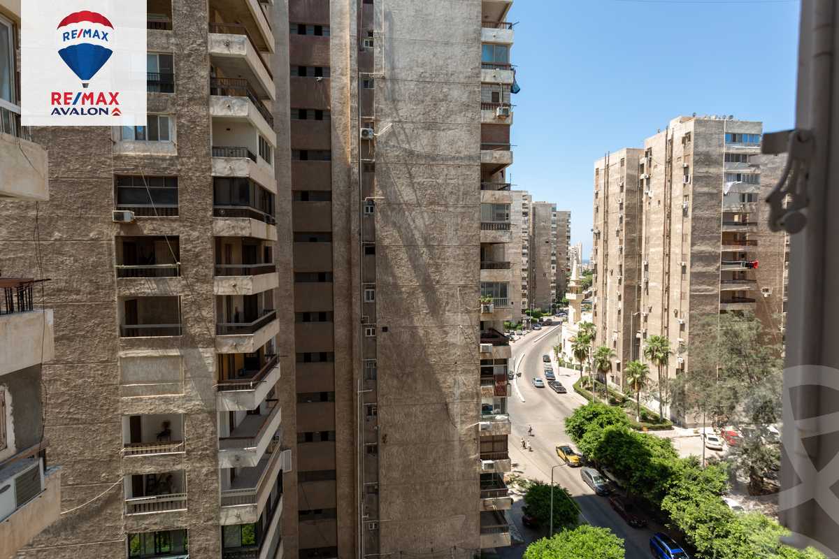 https://aqarmap.com.eg/ar/listing/4997299-for-sale-alexandria-roshdy-street-4