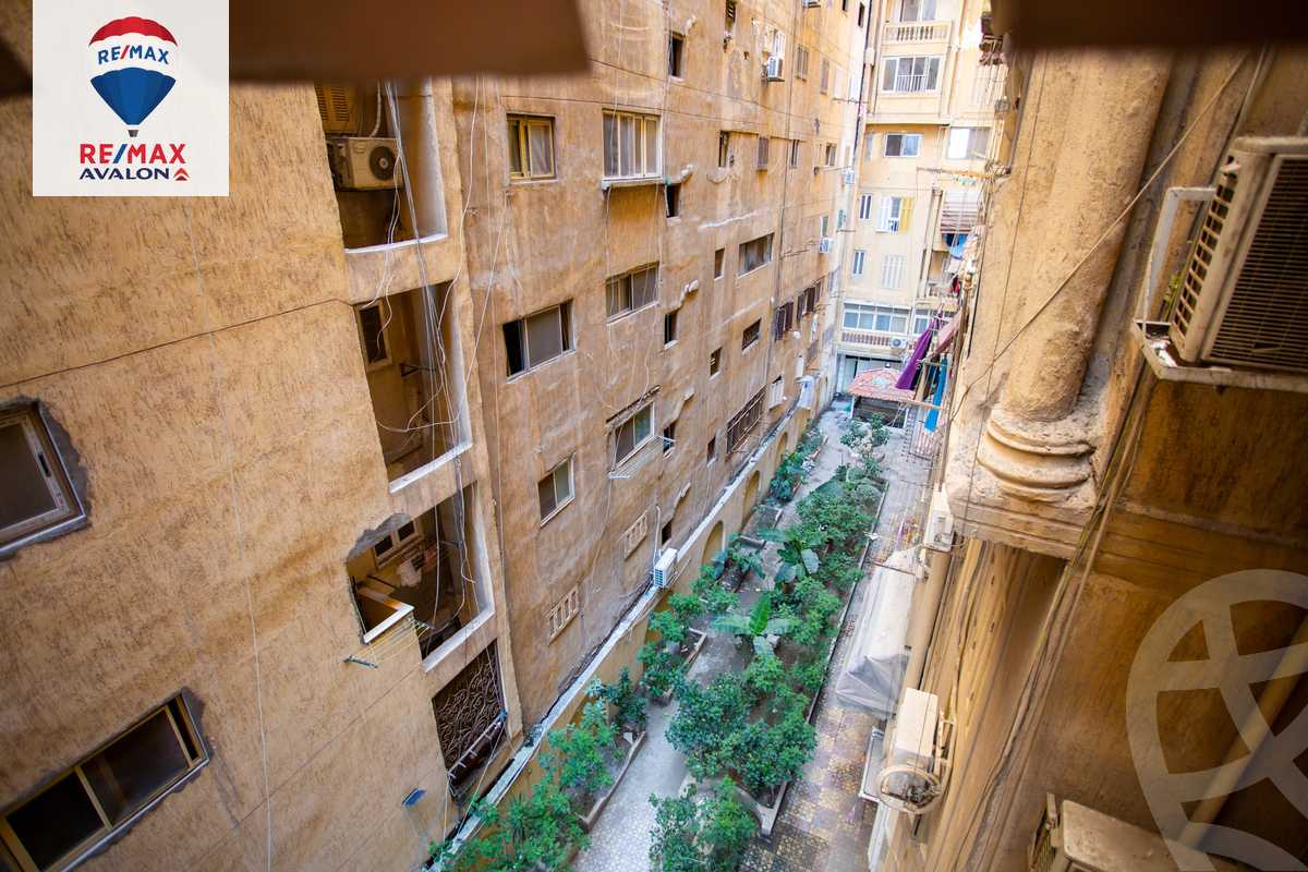 https://aqarmap.com.eg/ar/listing/5014077-for-sale-alexandria-smouha-el-nasr-st