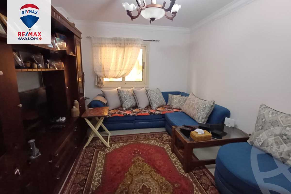 https://aqarmap.com.eg/en/listing/5073934-for-sale-alexandria-kafr-abdo-sant-square-st