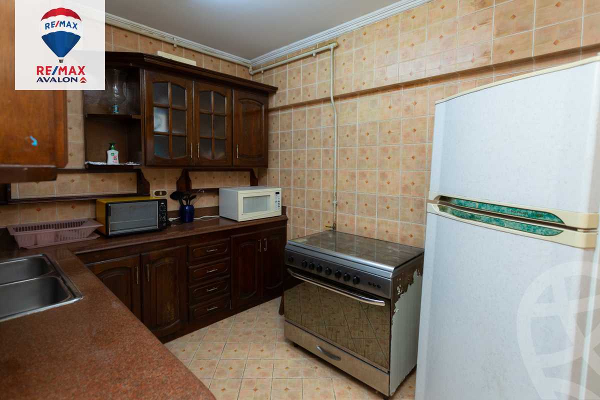 https://aqarmap.com.eg/ar/listing/5080964-for-rent-alexandria-zezenia-mostafa-abd-el-razik-st