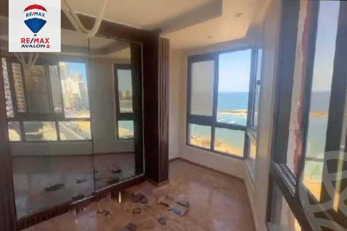 https://aqarmap.com.eg/ar/listing/5081036-for-rent-alexandria-miami-el-gaish-rd-st