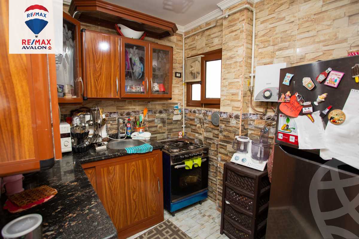 https://aqarmap.com.eg/ar/listing/5114122-for-sale-alexandria-sydy-bshr-sydy-bshr-bhry-gamal-abd-el-nasir-st