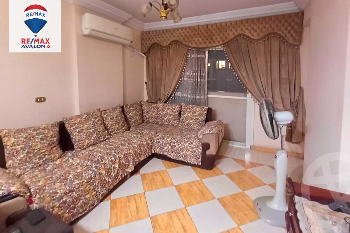 https://aqarmap.com.eg/ar/listing/5128853-for-sale-alexandria-lauran-shaarawy-st