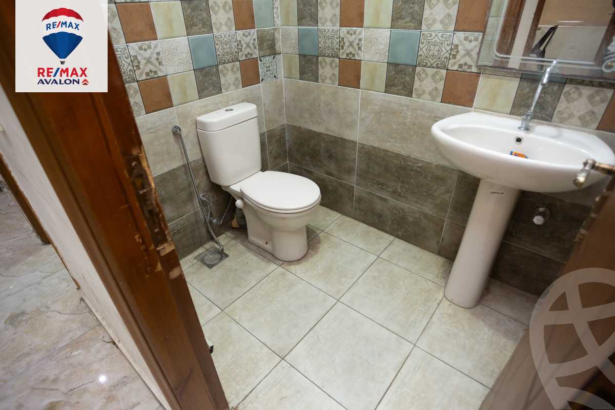 https://aqarmap.com.eg/en/listing/5228160-for-sale-alexandria-mht-lrml-kolayet-al-teb-st