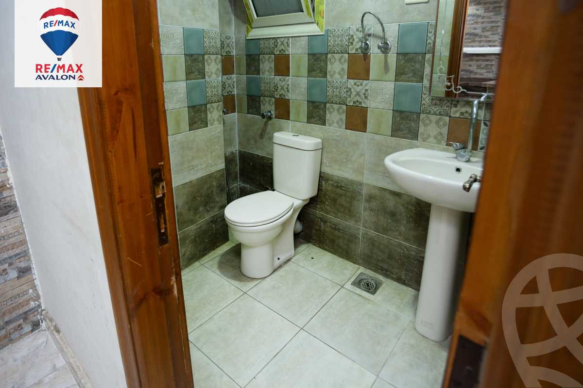 https://aqarmap.com.eg/en/listing/5228160-for-sale-alexandria-mht-lrml-kolayet-al-teb-st