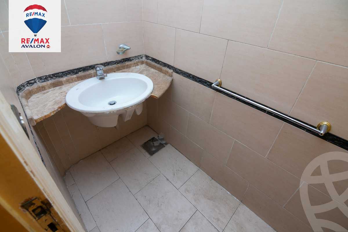 https://aqarmap.com.eg/ar/listing/5227281-for-sale-alexandria-kafr-abdo