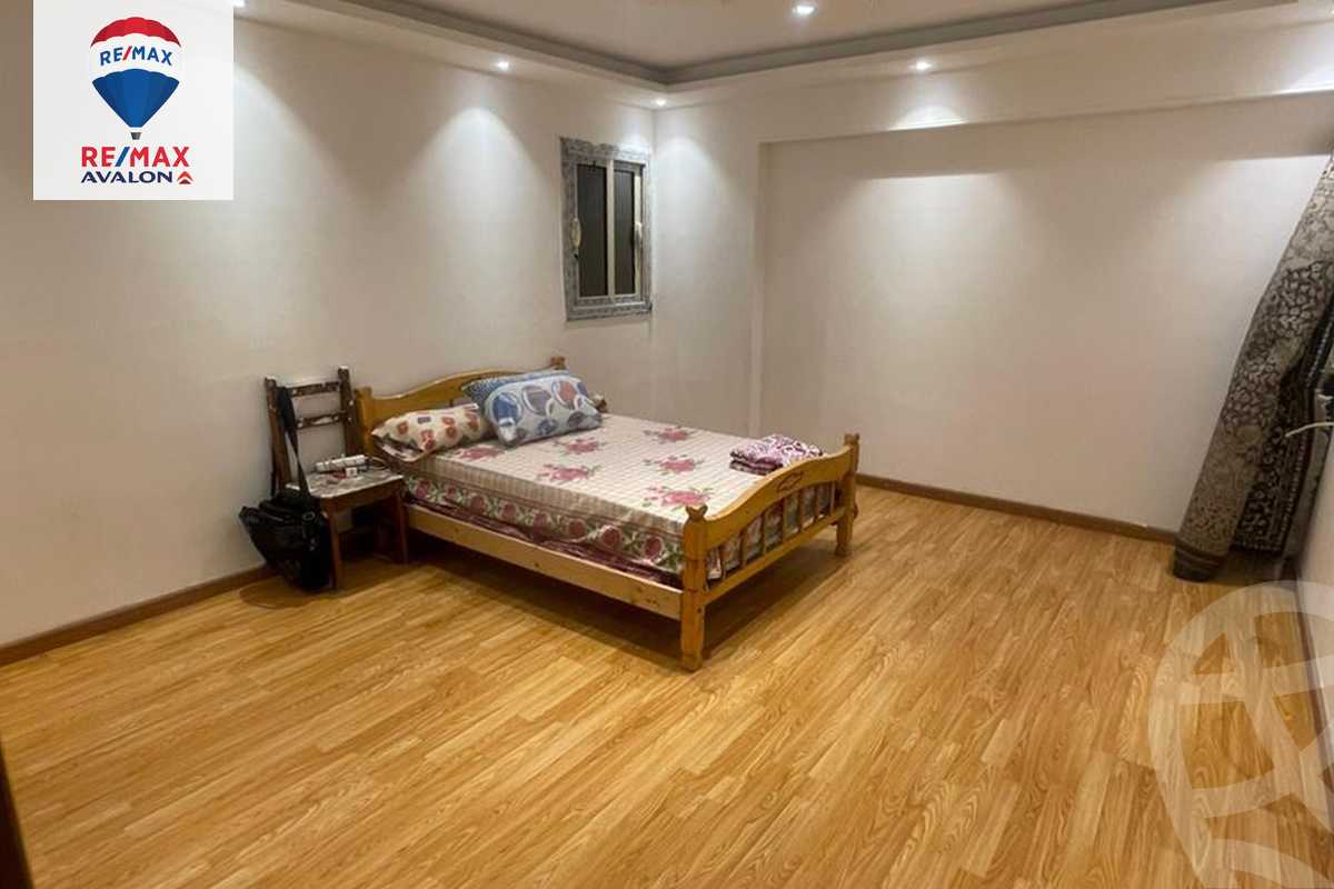 https://aqarmap.com.eg/ar/listing/5234385-for-sale-alexandria-smouha-el-shaheed-tayar-mahmoud-shaker-abd-el-moneim-st