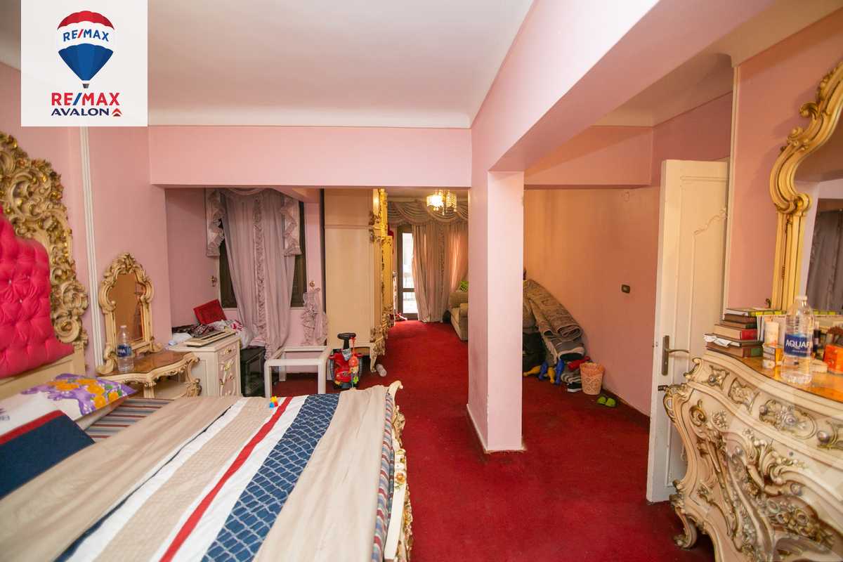 https://aqarmap.com.eg/ar/listing/5246331-for-sale-alexandria-kafr-abdo-khaleel-basha-st