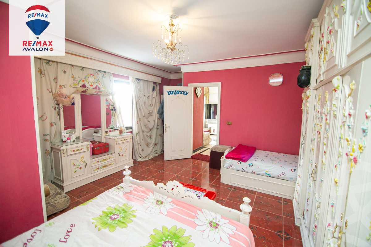 https://aqarmap.com.eg/ar/listing/5246331-for-sale-alexandria-kafr-abdo-khaleel-basha-st