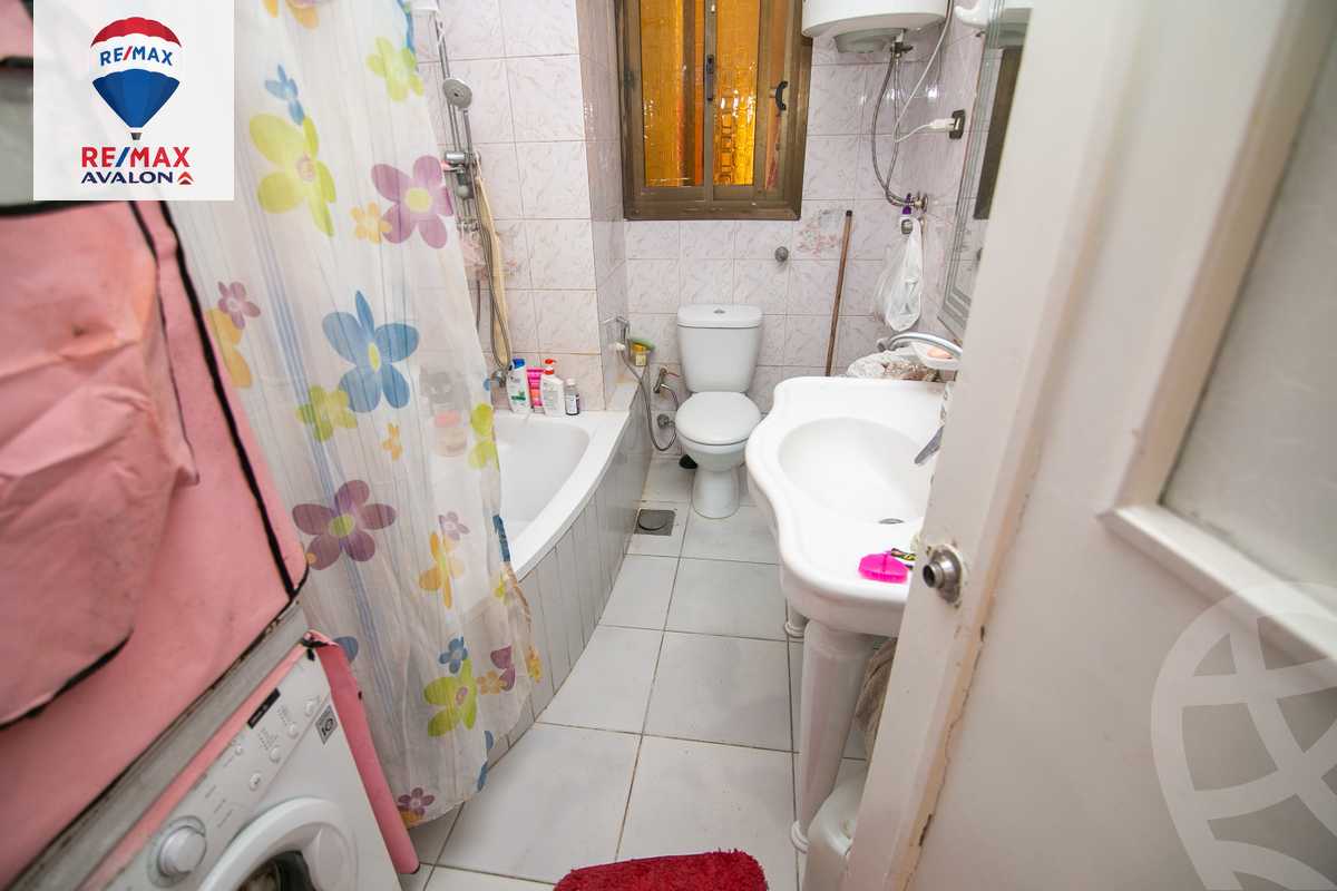 https://aqarmap.com.eg/ar/listing/5246331-for-sale-alexandria-kafr-abdo-khaleel-basha-st