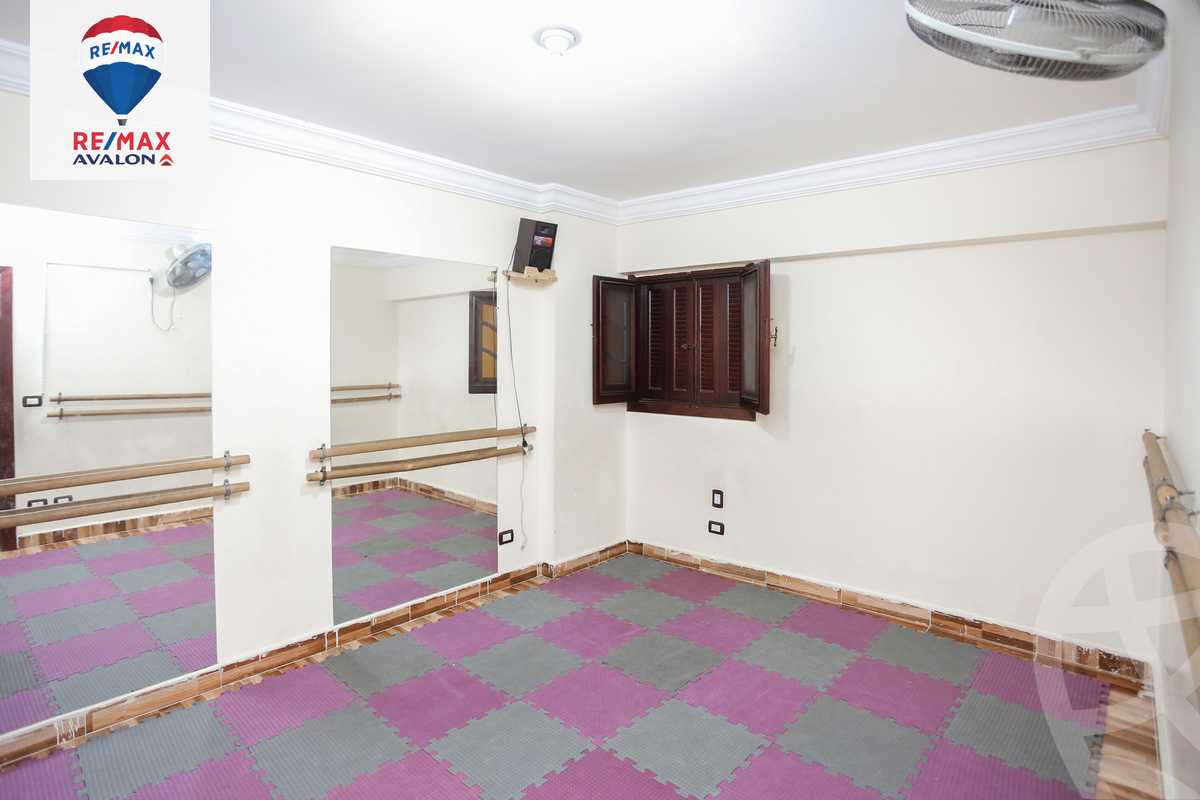 https://aqarmap.com.eg/ar/listing/5259077-for-sale-alexandria-miami-shr-jml-bd-lnsr