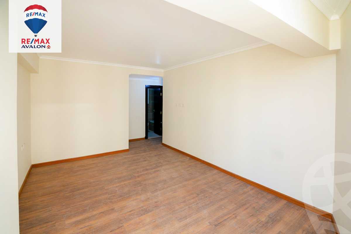 https://aqarmap.com.eg/ar/listing/5137733-for-sale-alexandria-smouha-compounds-in-smouha-grand-view-complex-alexandria-for-investment