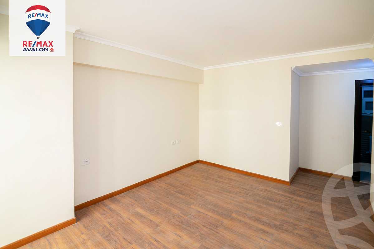 https://aqarmap.com.eg/ar/listing/5137733-for-sale-alexandria-smouha-compounds-in-smouha-grand-view-complex-alexandria-for-investment