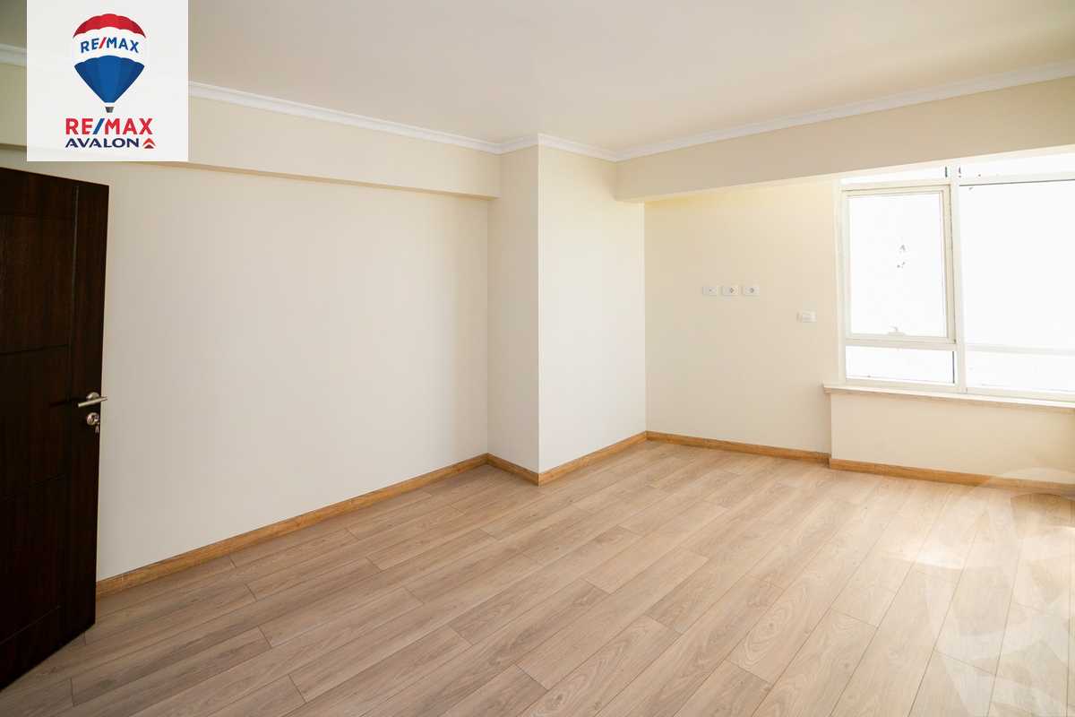 https://aqarmap.com.eg/ar/listing/5137733-for-sale-alexandria-smouha-compounds-in-smouha-grand-view-complex-alexandria-for-investment