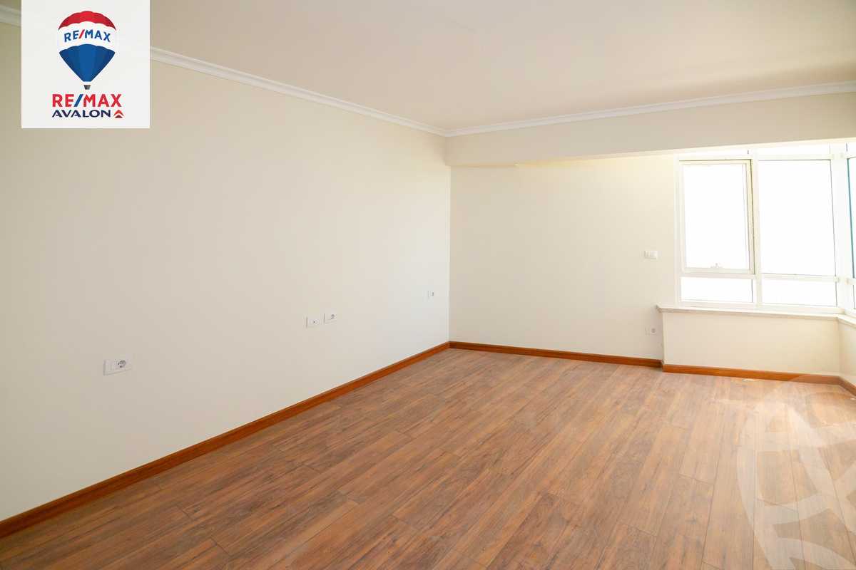 https://aqarmap.com.eg/ar/listing/5137733-for-sale-alexandria-smouha-compounds-in-smouha-grand-view-complex-alexandria-for-investment