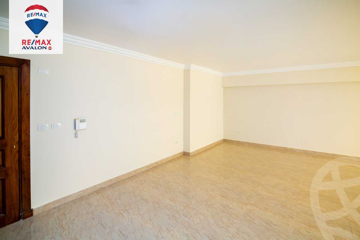 https://aqarmap.com.eg/ar/listing/5137733-for-sale-alexandria-smouha-compounds-in-smouha-grand-view-complex-alexandria-for-investment