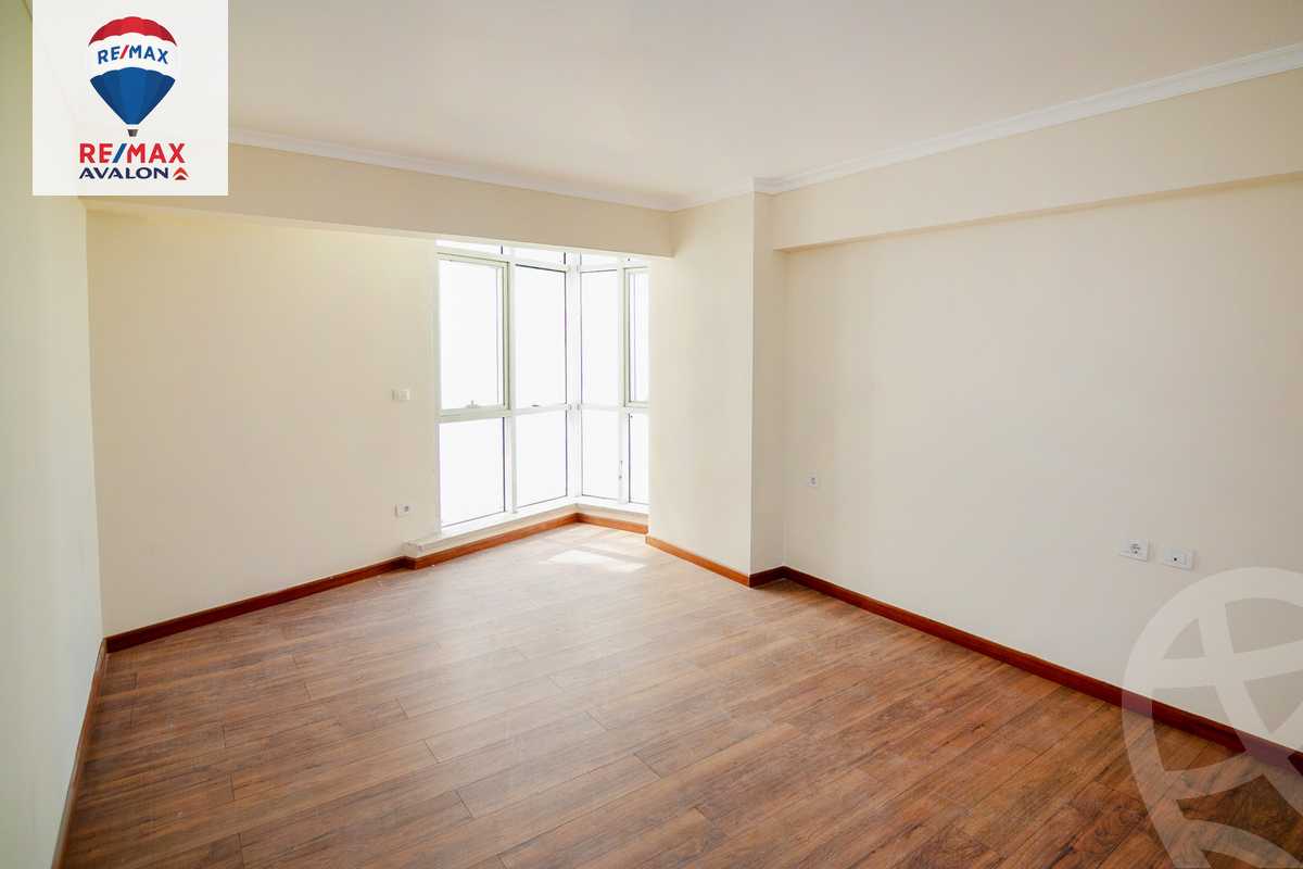 https://aqarmap.com.eg/ar/listing/5137733-for-sale-alexandria-smouha-compounds-in-smouha-grand-view-complex-alexandria-for-investment