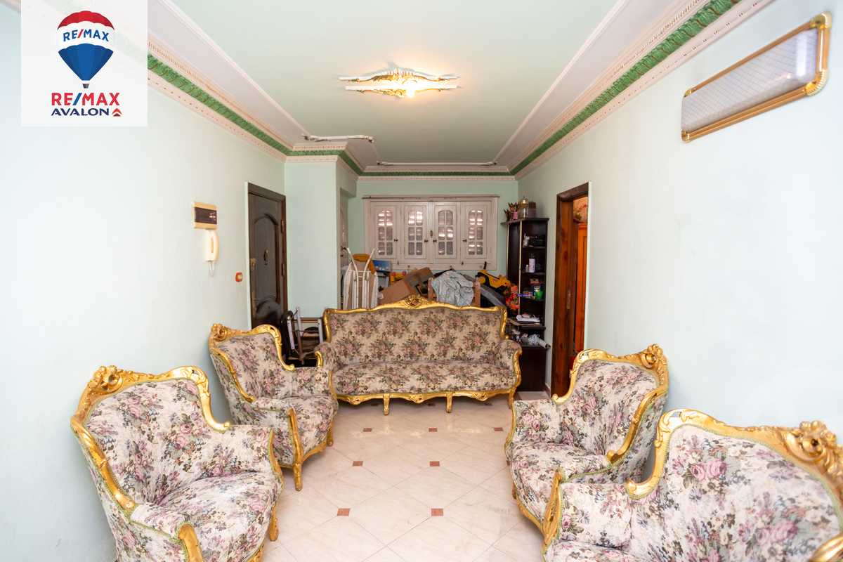 https://aqarmap.com.eg/en/listing/5302272-for-sale-alexandria-lauran