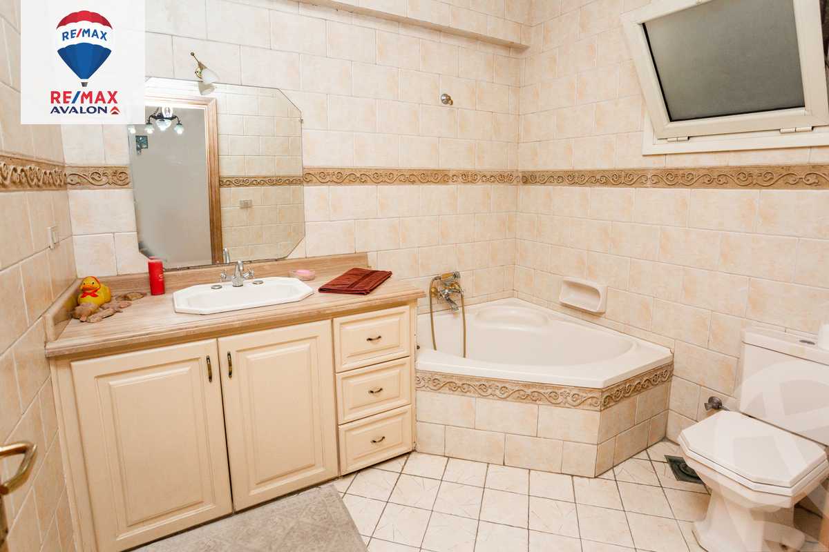 https://aqarmap.com.eg/en/listing/5333385-for-sale-alexandria-lauran