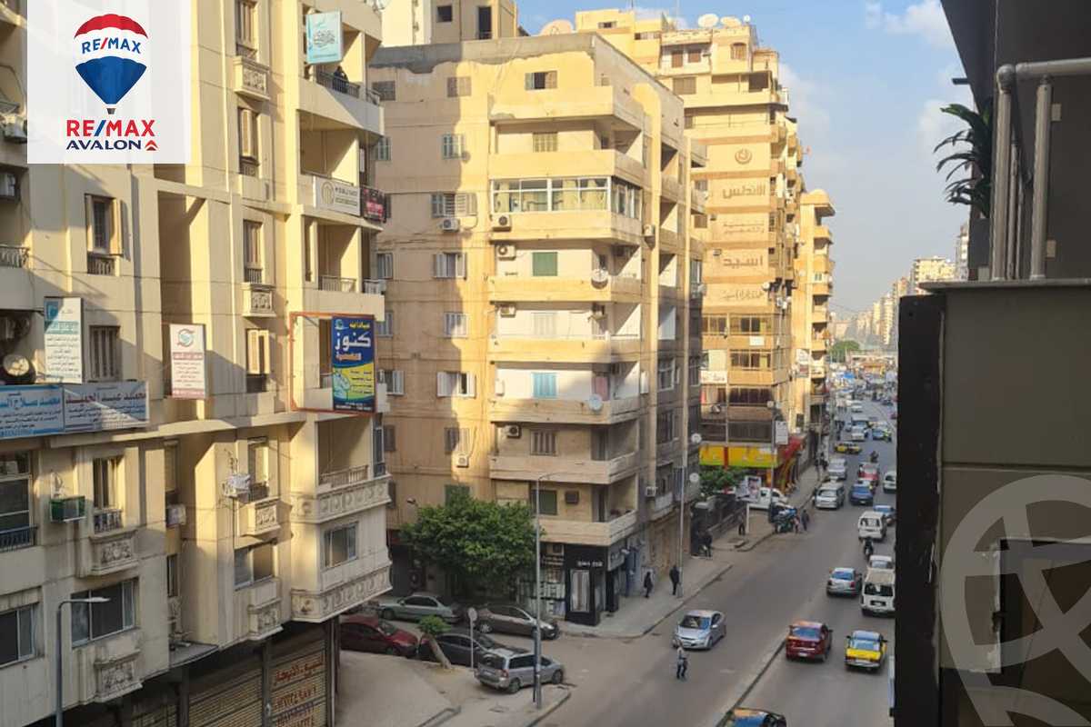 https://aqarmap.com.eg/en/listing/5348013-for-sale-alexandria-lauran-shr-bw-qyr-tryq-lhry