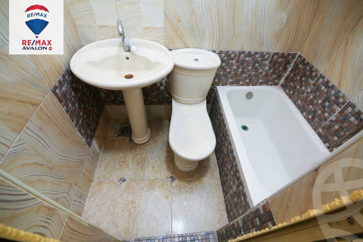 https://aqarmap.com.eg/en/listing/5349351-for-sale-alexandria-ibrahimia-abou-quer-st