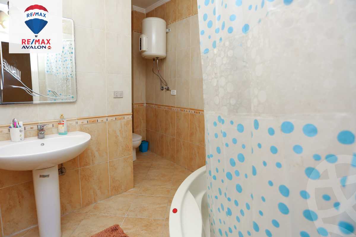 https://aqarmap.com.eg/ar/listing/5389100-for-sale-alexandria-zezenia-ahmed-othman-st