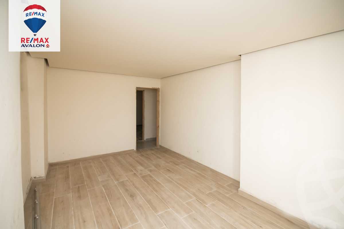 https://aqarmap.com.eg/ar/listing/5439470-for-sale-alexandria-sporting-shr-bwr-s-yd