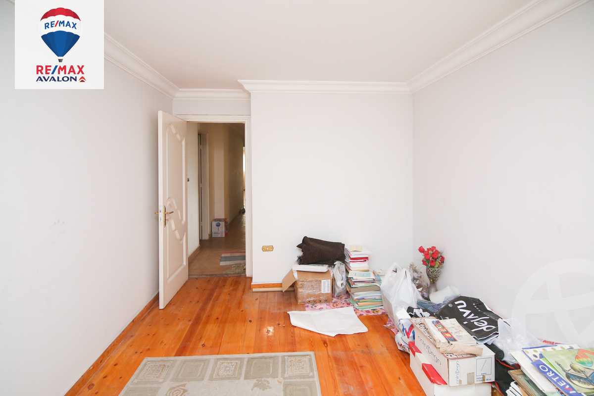 https://aqarmap.com.eg/en/listing/5459790-for-sale-alexandria-sidi-gaber-el-mosheer-ahmed-isamil-st