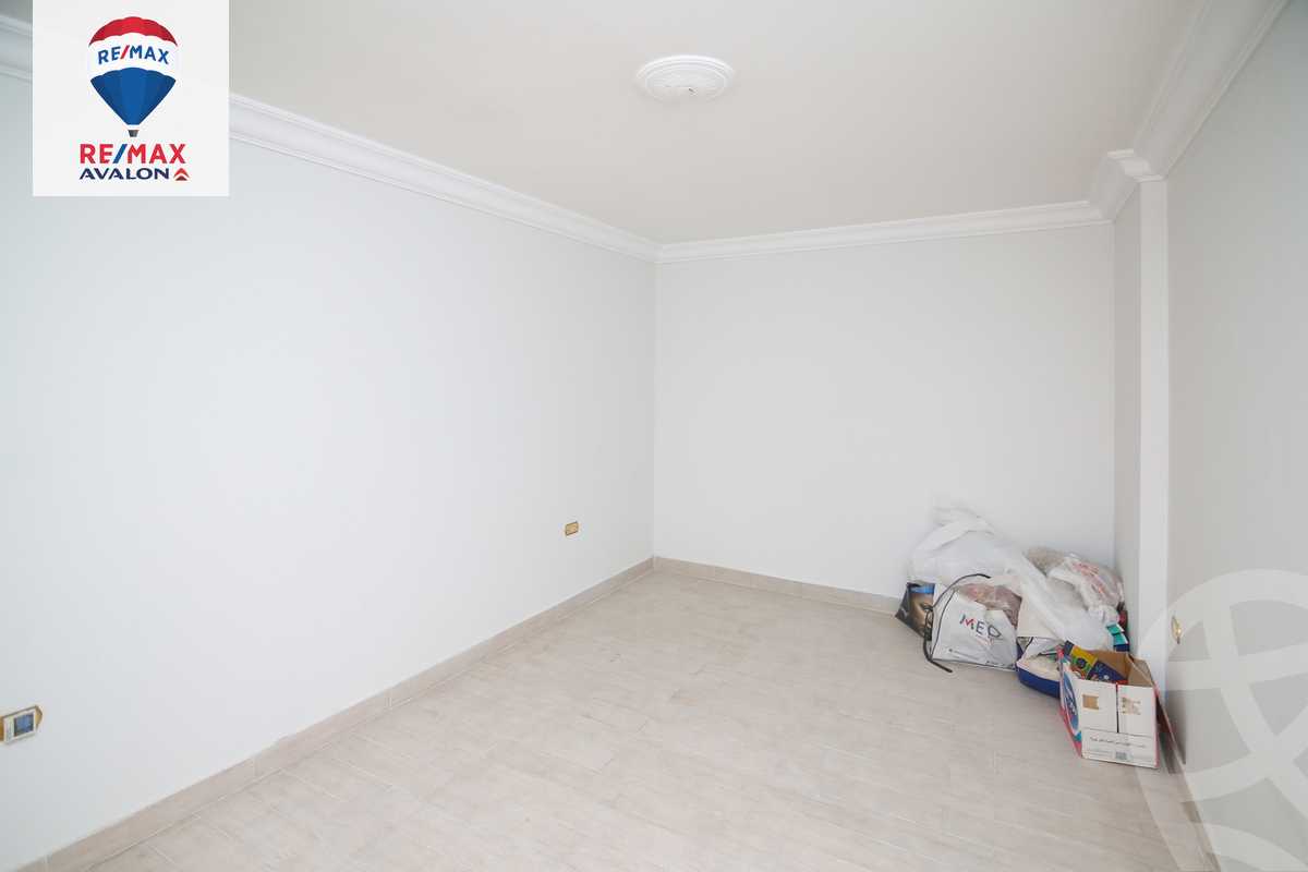 https://aqarmap.com.eg/en/listing/5459790-for-sale-alexandria-sidi-gaber-el-mosheer-ahmed-isamil-st