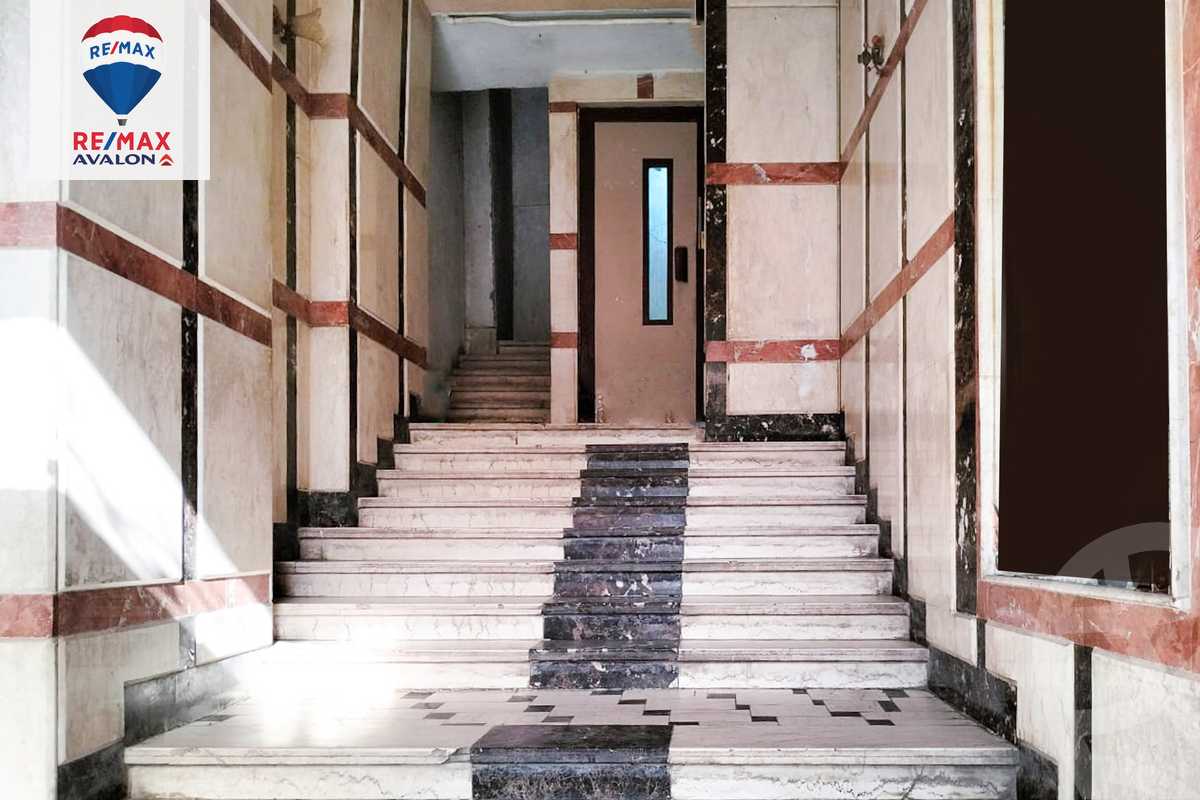 https://aqarmap.com.eg/en/listing/5485556-for-sale-alexandria-kafr-abdo-hussein-basha-st