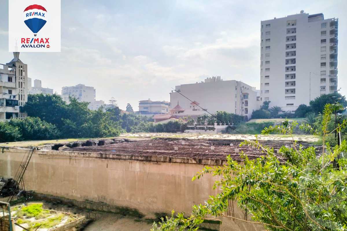 https://aqarmap.com.eg/en/listing/5485556-for-sale-alexandria-kafr-abdo-hussein-basha-st
