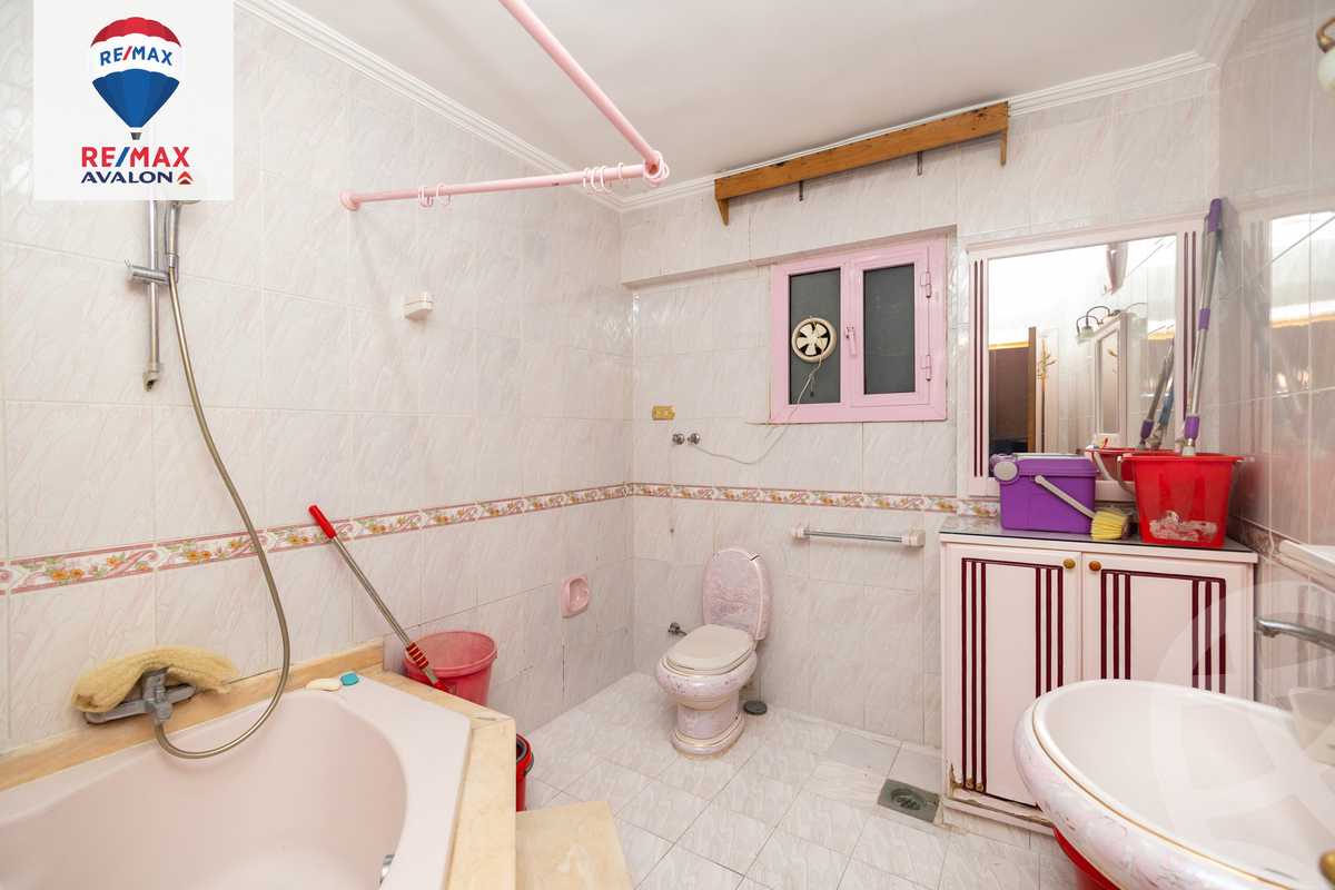 https://aqarmap.com.eg/en/listing/5495091-for-sale-alexandria-glim-al-azaa-st
