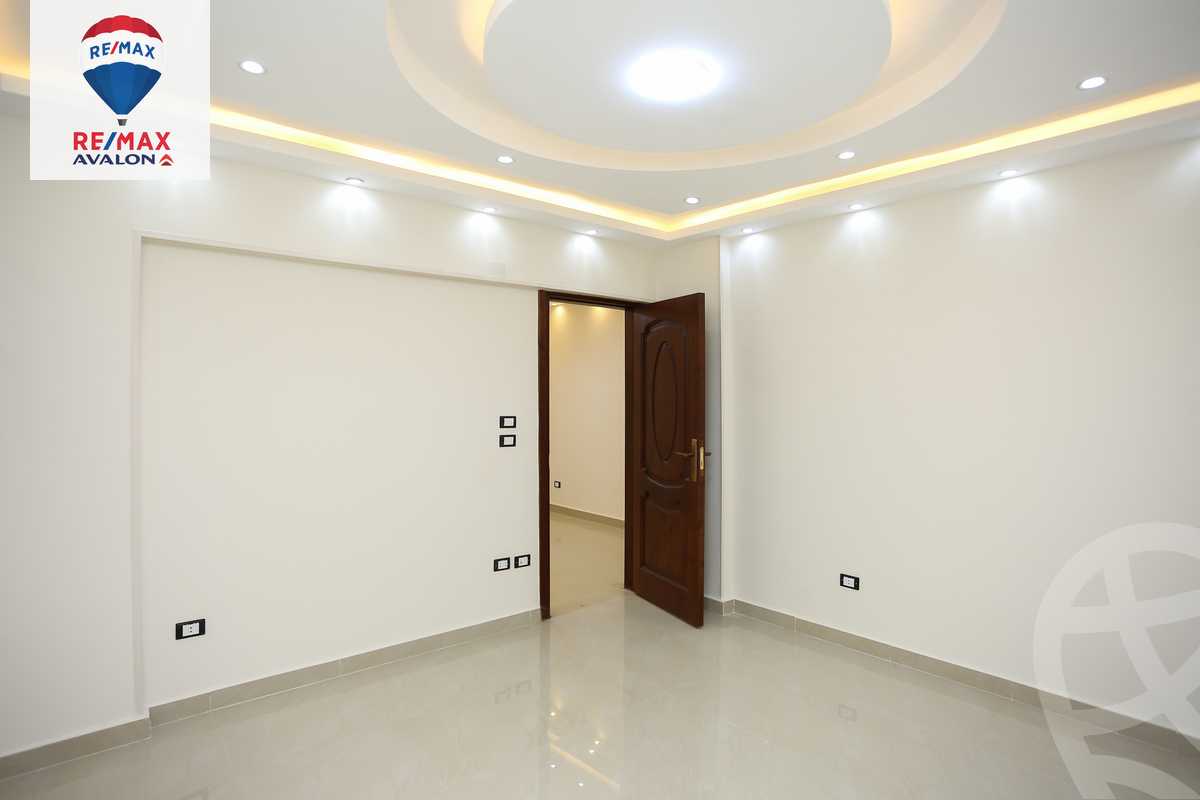 https://aqarmap.com.eg/en/listing/5521364-for-sale-alexandria-miami-mohammed-awad-gebreel-st