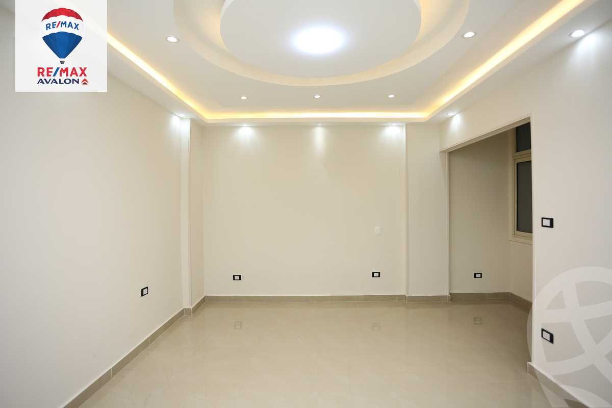 https://aqarmap.com.eg/en/listing/5521364-for-sale-alexandria-miami-mohammed-awad-gebreel-st