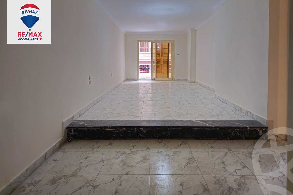 https://aqarmap.com.eg/en/listing/5528088-for-sale-alexandria-glim-mostafa-maher-st