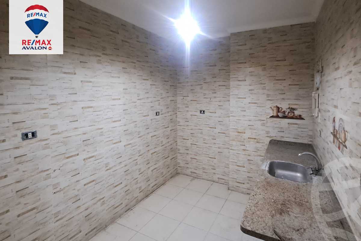 https://aqarmap.com.eg/en/listing/5528088-for-sale-alexandria-glim-mostafa-maher-st