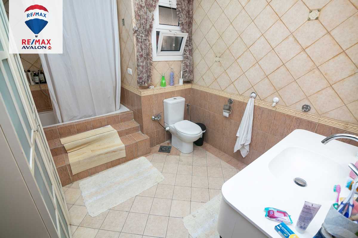 https://aqarmap.com.eg/ar/listing/5528524-for-sale-alexandria-smouha-hasan-allam-st