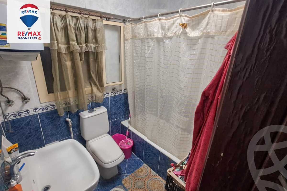 https://aqarmap.com.eg/en/listing/5557230-for-sale-alexandria-zezenia-ibrahim-el-attar-st