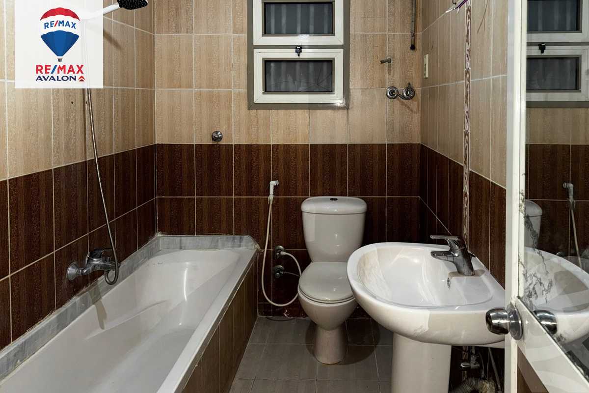 https://aqarmap.com.eg/en/listing/5356541-for-sale-alexandria-sydy-bshr-sydy-bshr-bhry-shr-khld-bn-lwlyd