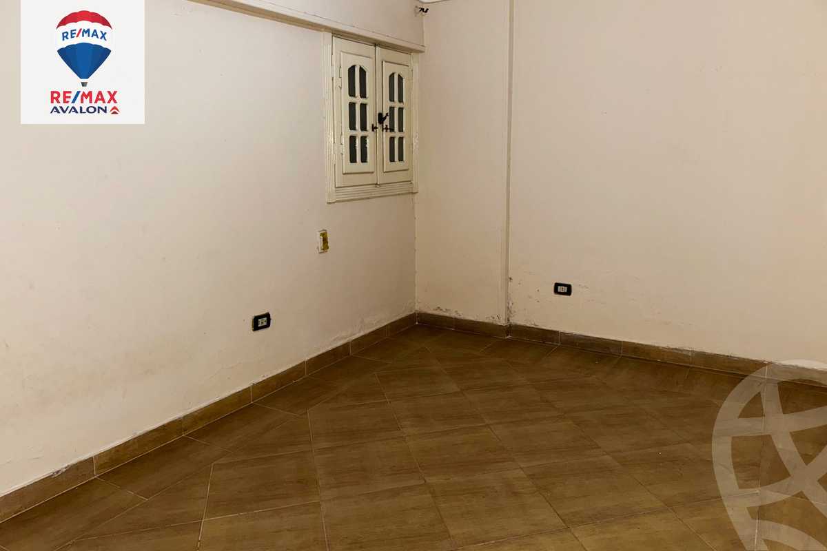 https://aqarmap.com.eg/en/listing/5356541-for-sale-alexandria-sydy-bshr-sydy-bshr-bhry-shr-khld-bn-lwlyd