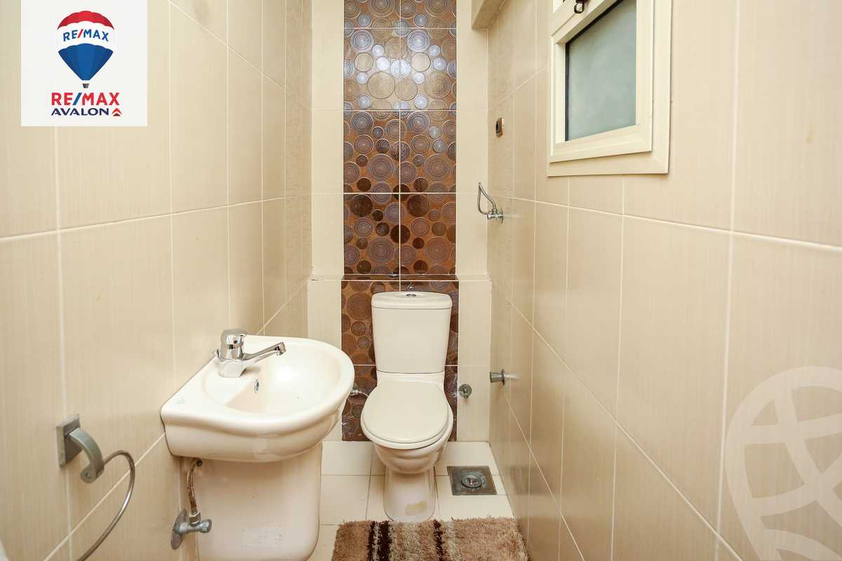 https://aqarmap.com.eg/en/listing/5562872-for-sale-alexandria-glim-mostafa-maher-st