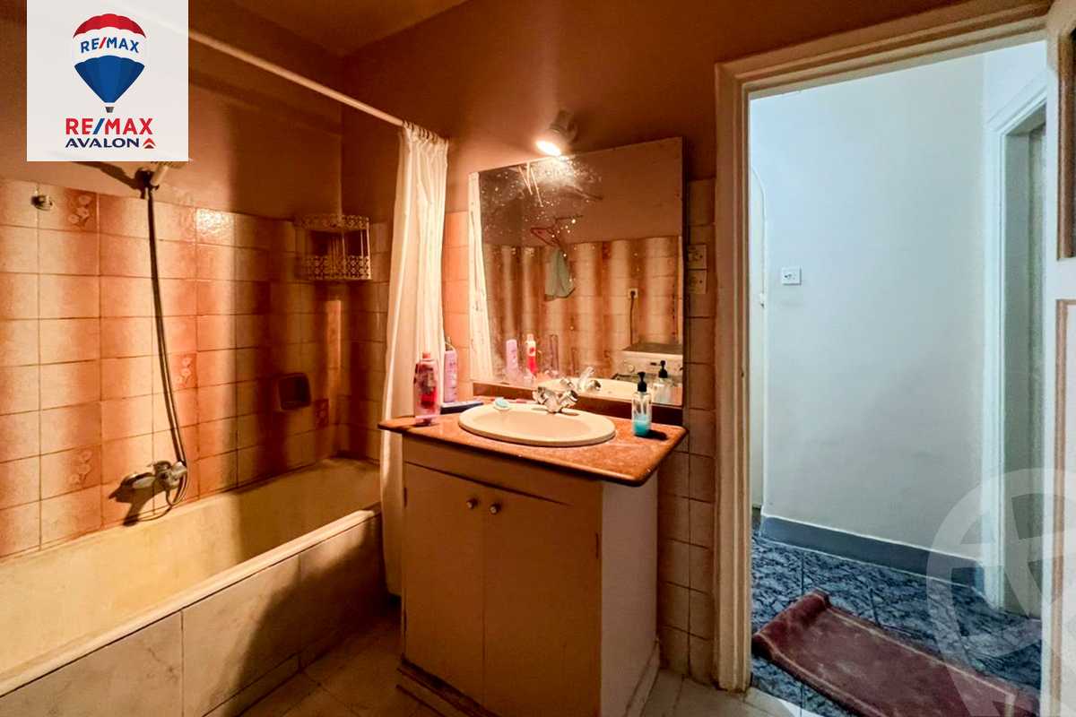 https://aqarmap.com.eg/ar/listing/5575421-for-rent-alexandria-stanley-el-geish-rd