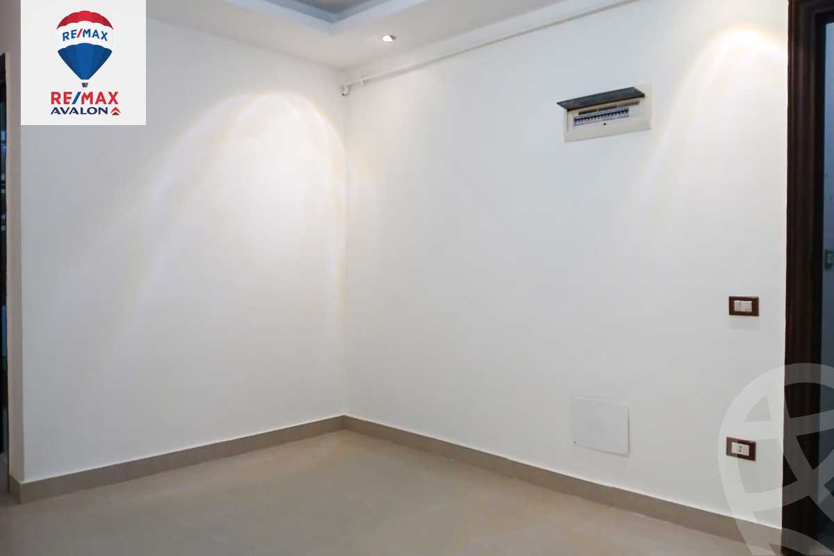 https://aqarmap.com.eg/ar/listing/5593375-for-rent-alexandria-sydy-bshr-dr-saleh-hamdy-st